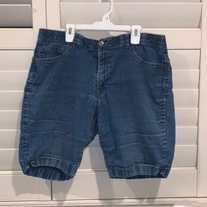 Shorts - size 18W